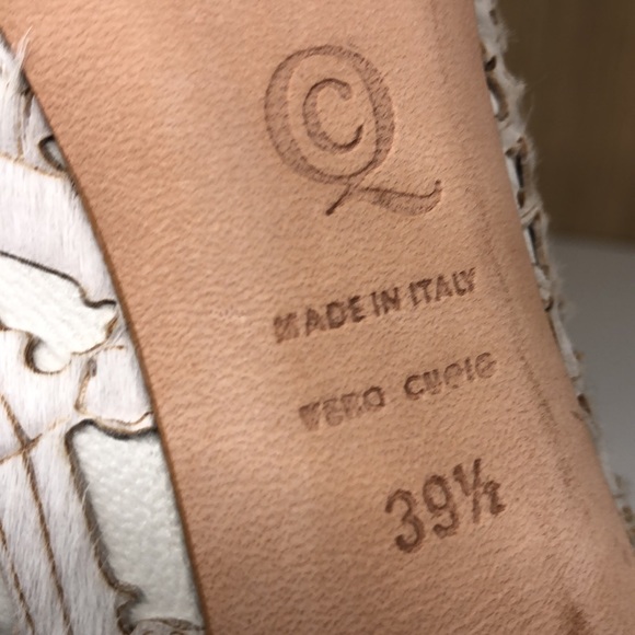 ๐HP๐Alexander McQueen Ankle boots โPIECE OF ARTโ THEY BELONG IN A MUSEUM!! - Picture 10 of 11